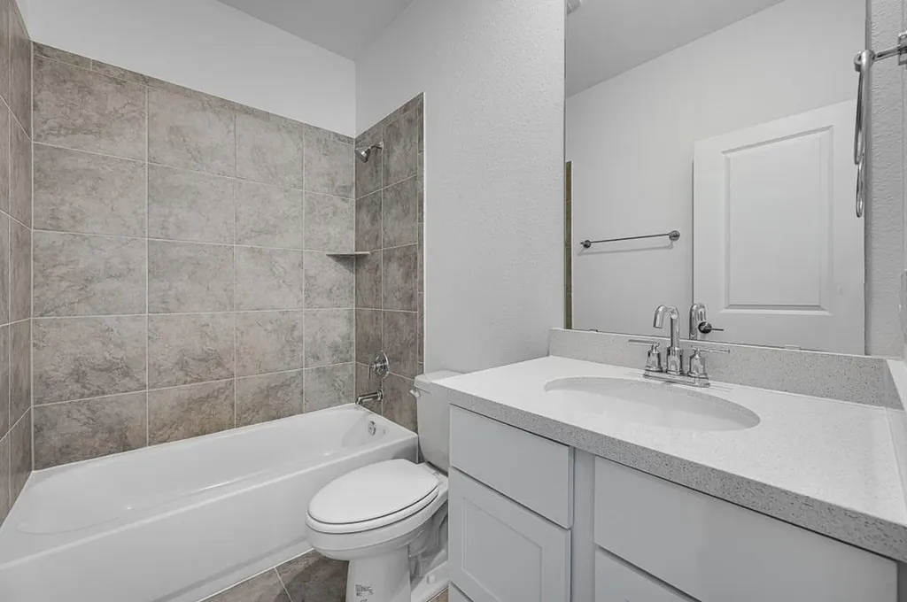 13805 Heishbrook Way Del Valle TX 78617