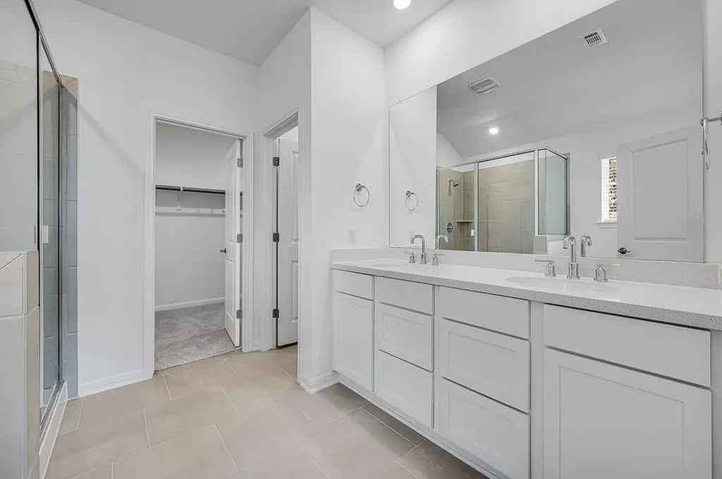 13805 Heishbrook Way Del Valle TX 78617