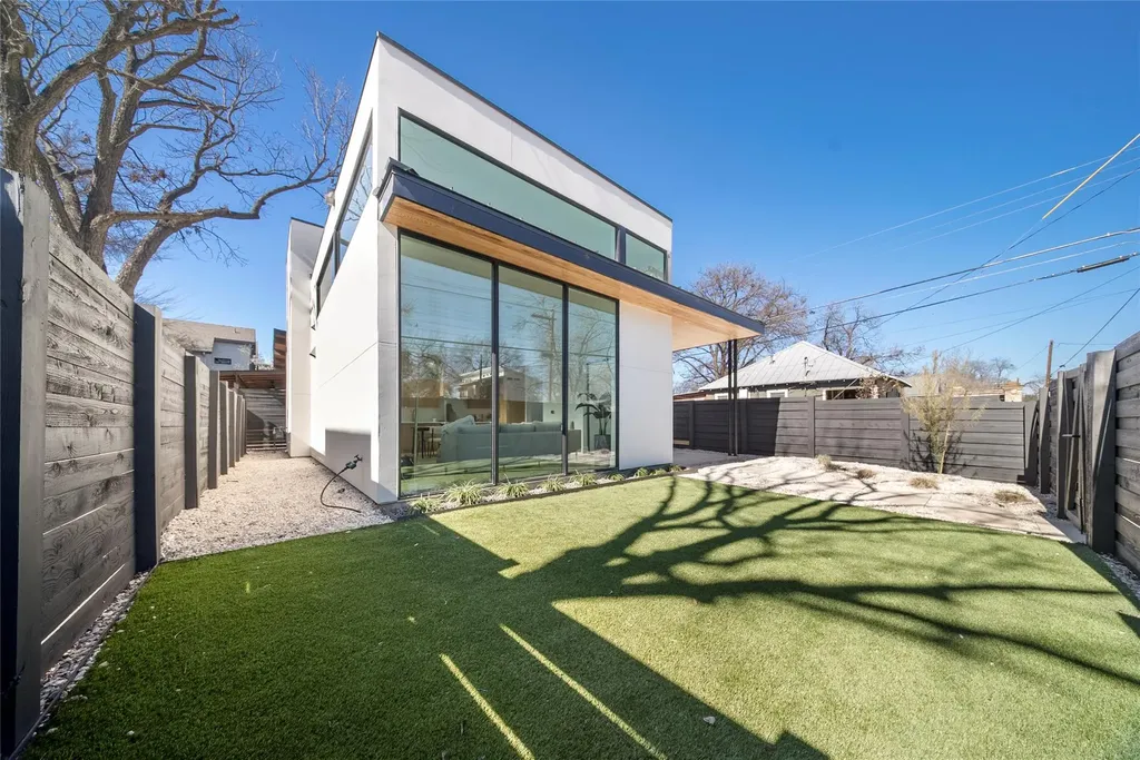 44 Chicon Street Austin TX 78702
