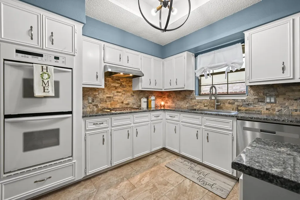 303 Pin Oak Drive Georgetown TX 78628