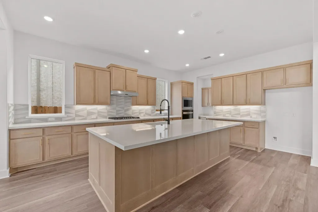 1432 Jolie Rose Bend Leander TX 78641