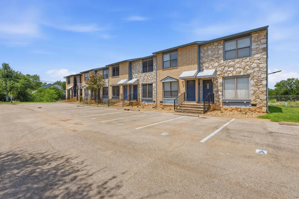 3009 Whisper Oaks Lane Georgetown TX 78628