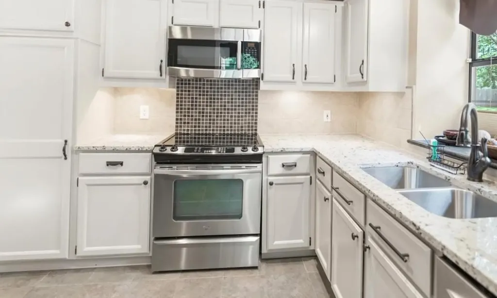 10819 Crown Colony Drive Austin TX 78747