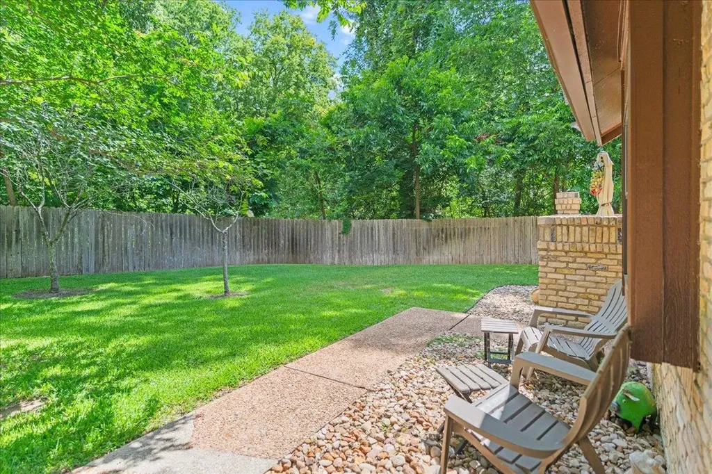 10819 Crown Colony Drive Austin TX 78747