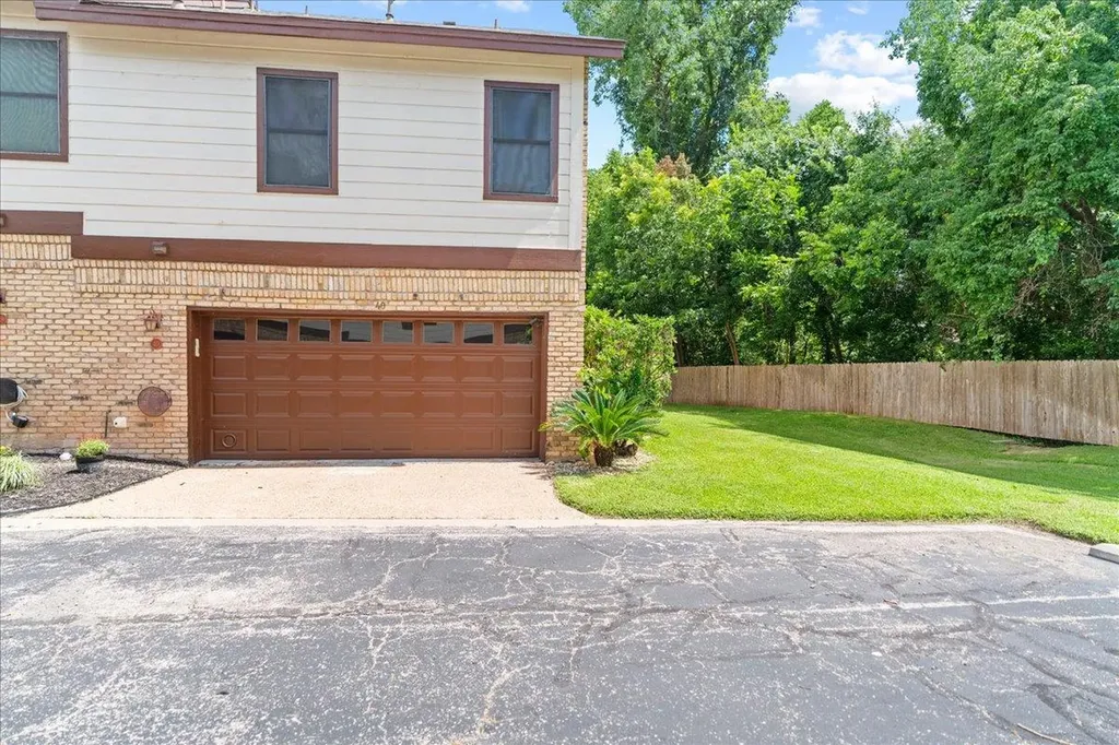 10819 Crown Colony Drive Austin TX 78747