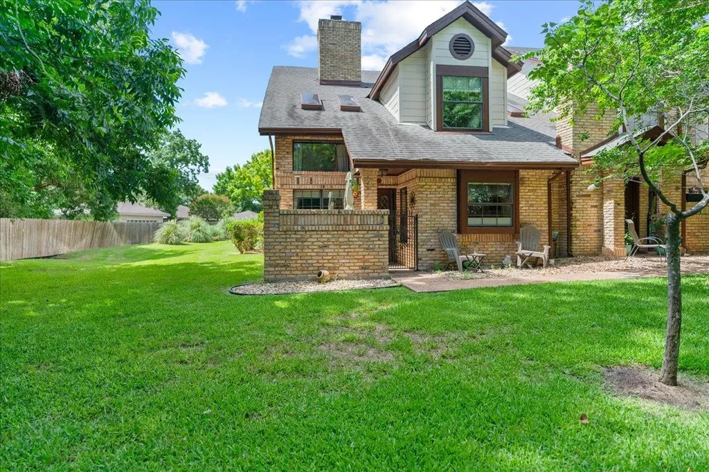 10819 Crown Colony Drive Austin TX 78747