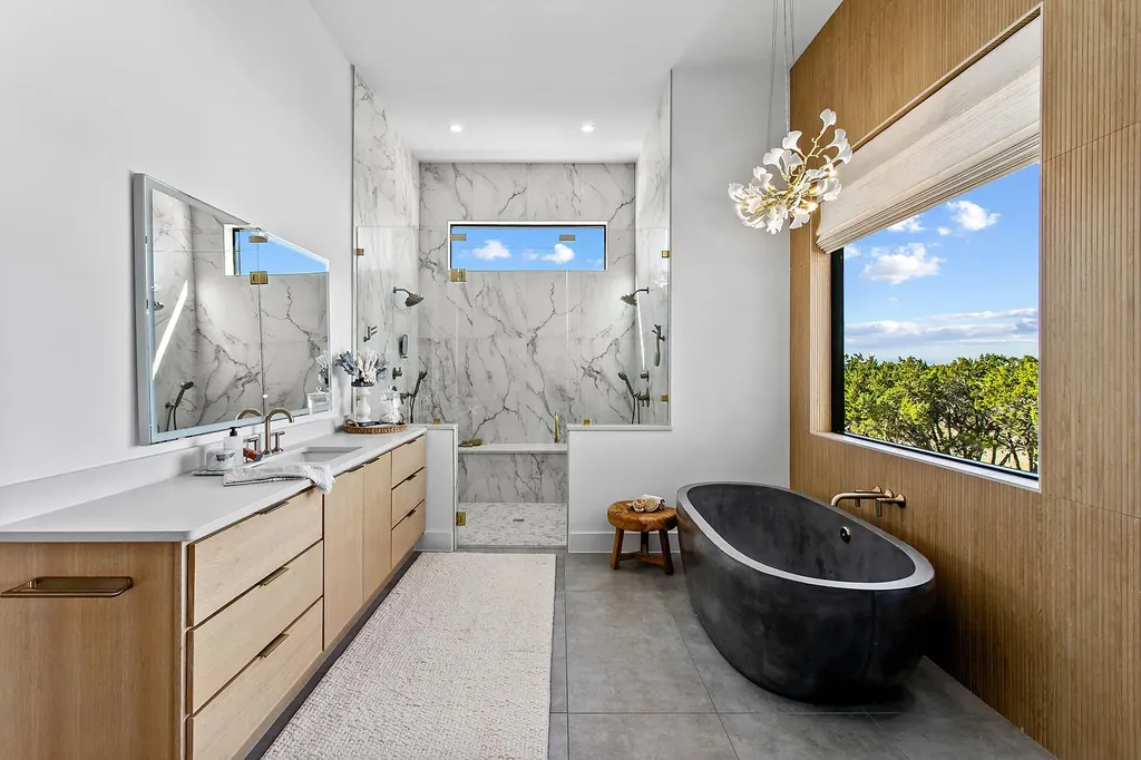 400 Medlin Creek Loop Dripping Springs TX 78620