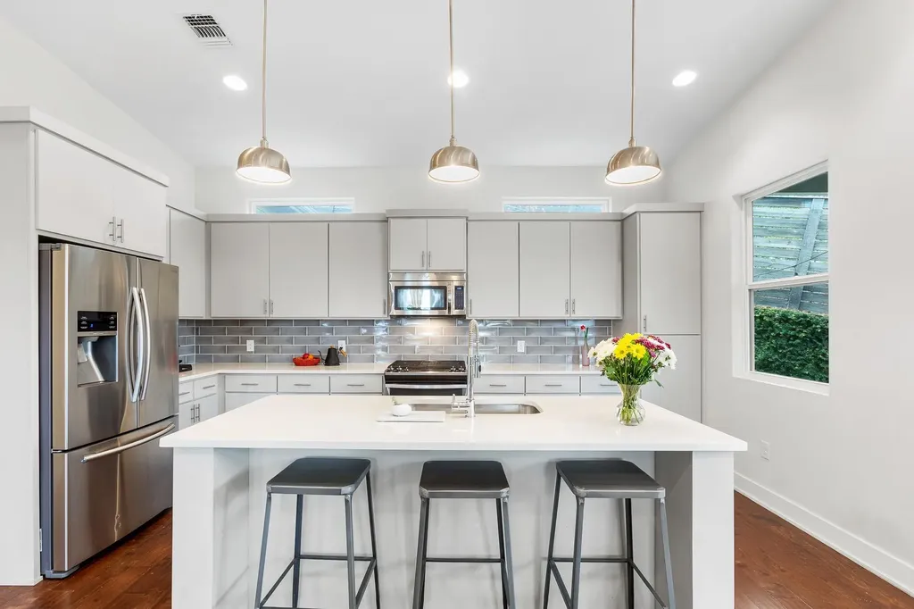 3101 Sunnylawn Circle Austin TX 78723