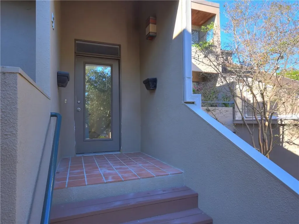 1707 Spyglass Drive Austin TX 78746