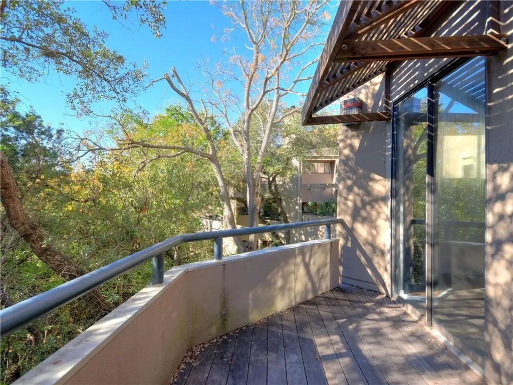 1707 Spyglass Drive Austin TX 78746
