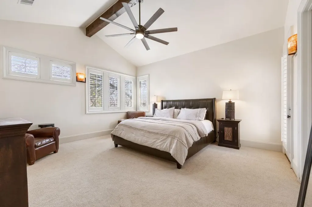 2002 Kinney Avenue Austin TX 78704