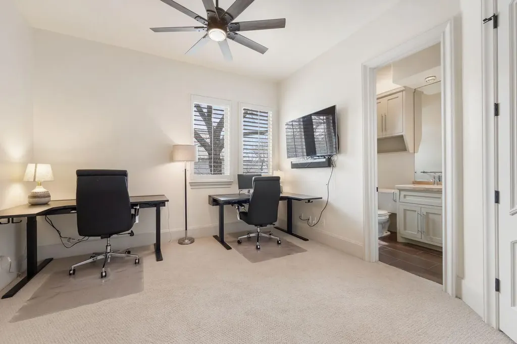 2002 Kinney Avenue Austin TX 78704