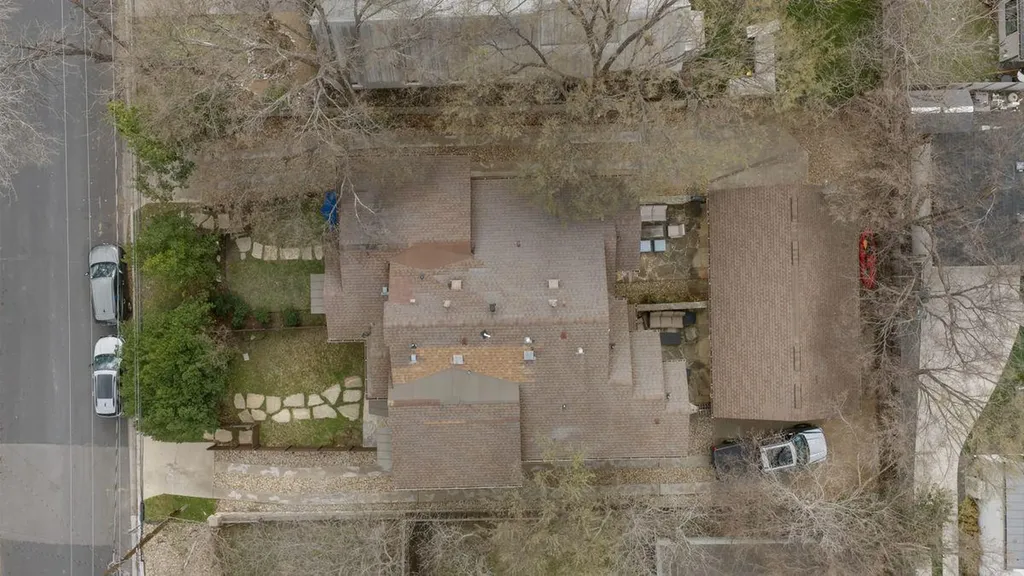2002 Kinney Avenue Austin TX 78704
