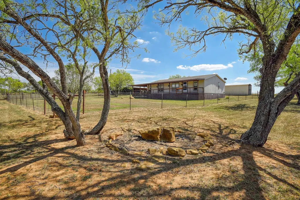 4495 Taylorsville Road Red Rock TX 78662