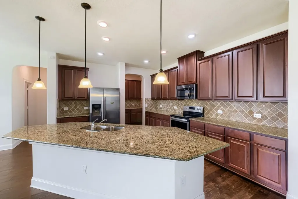 7632 Knockfin Drive Austin TX 78744