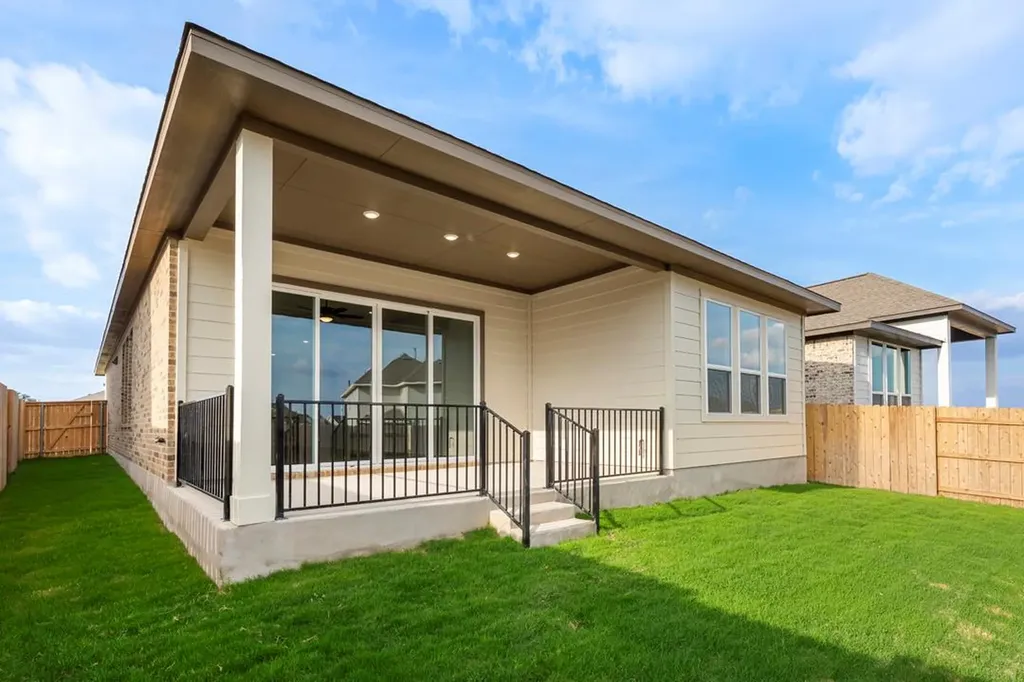 508 Lariat Loop Liberty Hill TX 78642