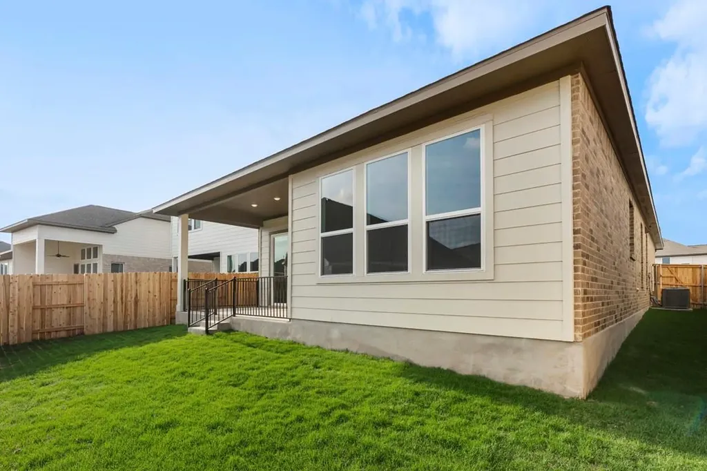 508 Lariat Loop Liberty Hill TX 78642