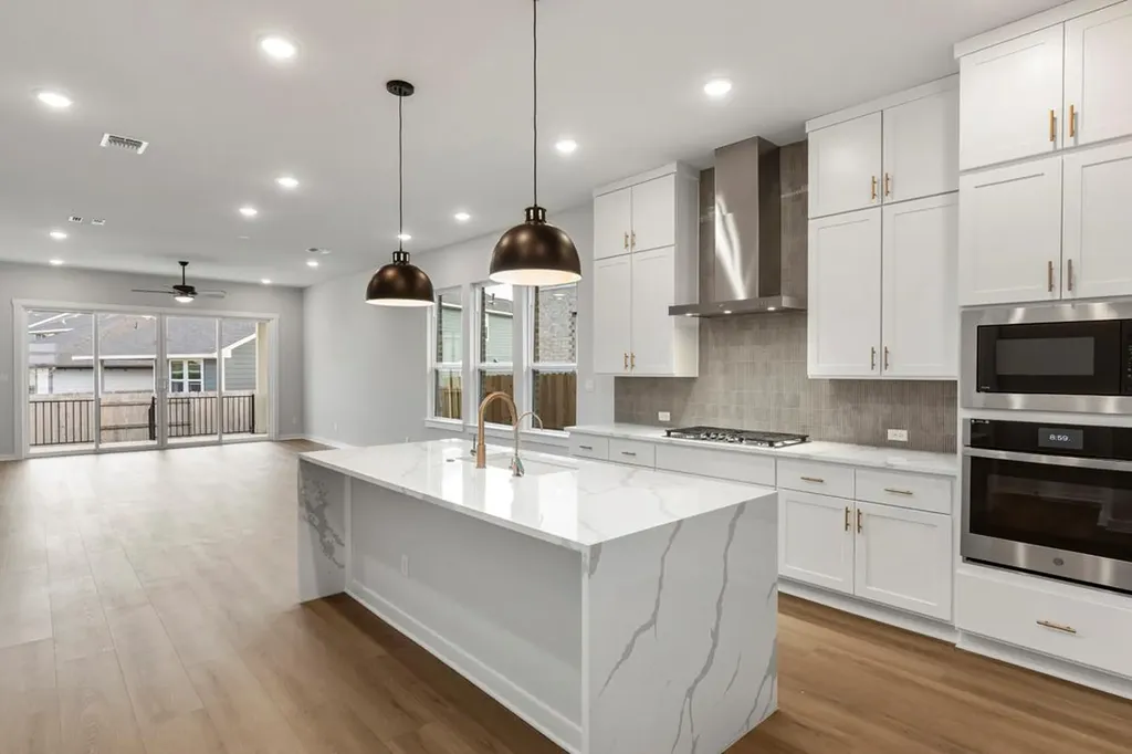 508 Lariat Loop Liberty Hill TX 78642