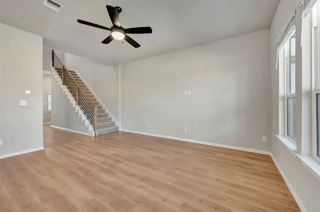 186 Grayson Elm Pass Dripping Springs TX 78620