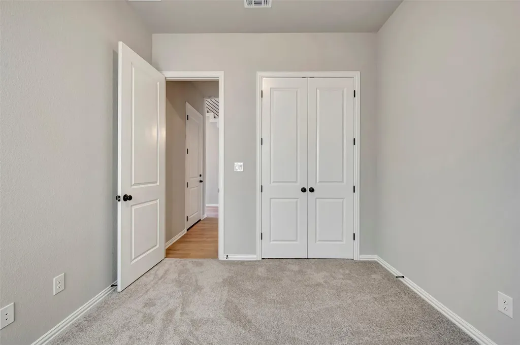 186 Grayson Elm Pass Dripping Springs TX 78620