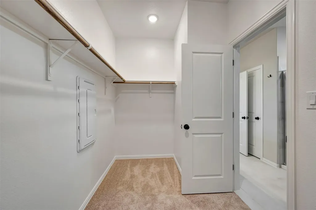 186 Grayson Elm Pass Dripping Springs TX 78620