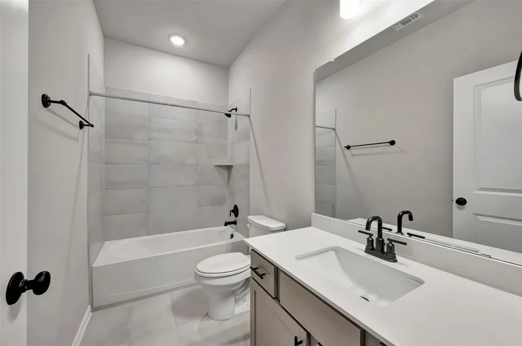 186 Grayson Elm Pass Dripping Springs TX 78620