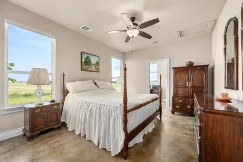 1662 County Road 465 Coupland TX 78615