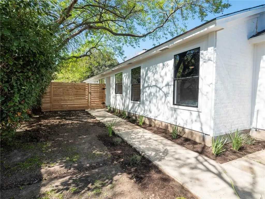 6908 Hyland Circle Austin TX 78744