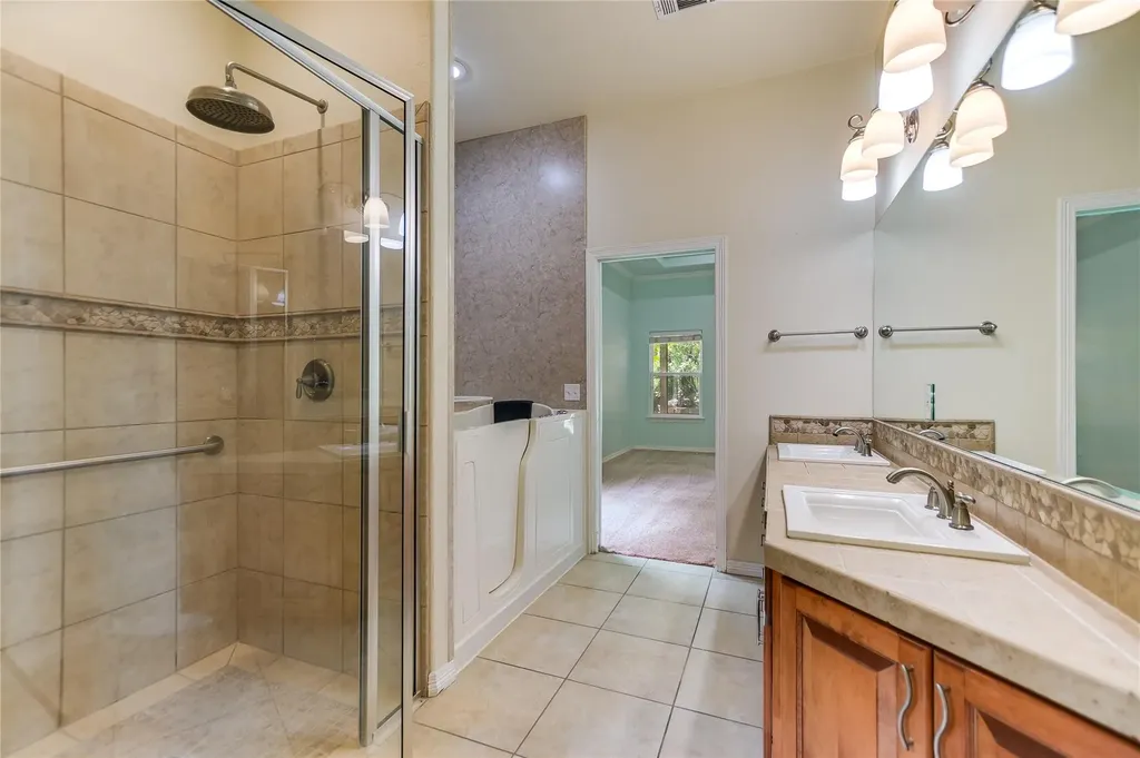 1002 Madison Circle Marble Falls TX 78654
