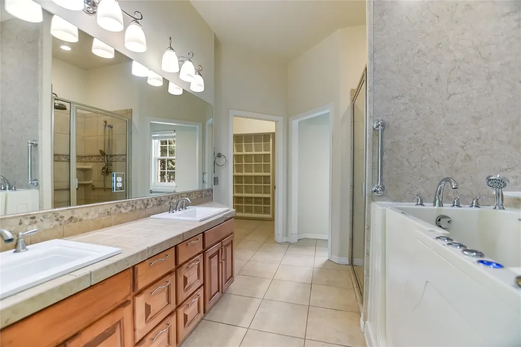 1002 Madison Circle Marble Falls TX 78654