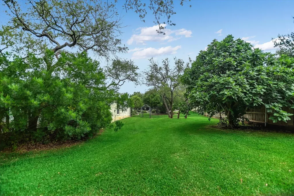 1002 Madison Circle Marble Falls TX 78654