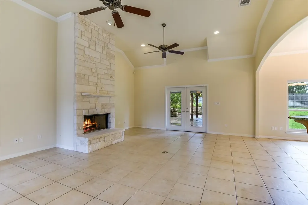 1002 Madison Circle Marble Falls TX 78654