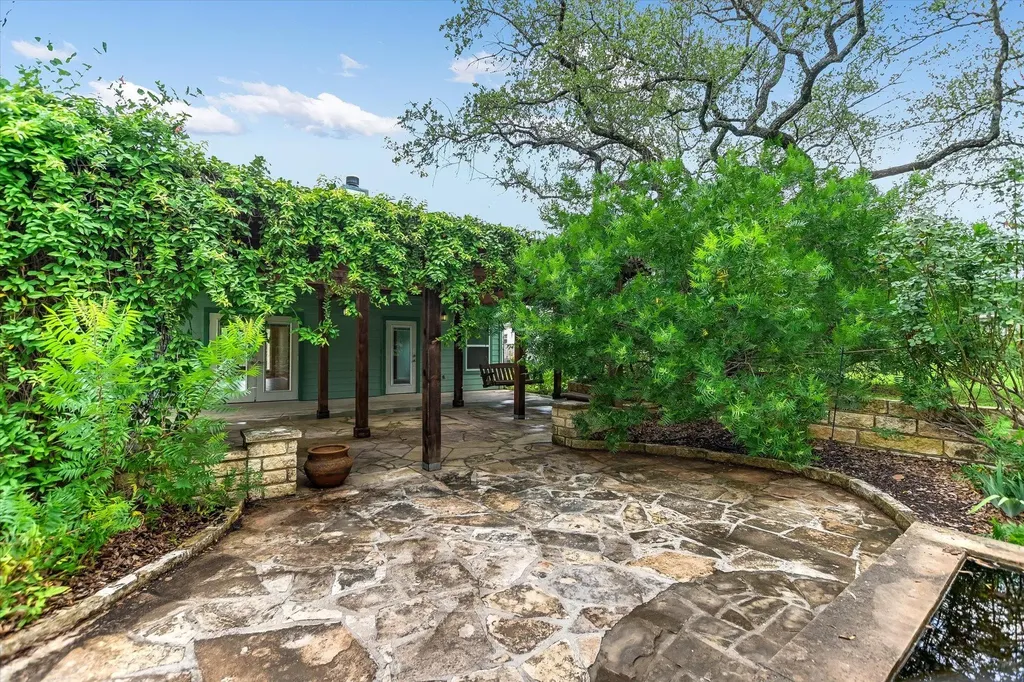 1002 Madison Circle Marble Falls TX 78654
