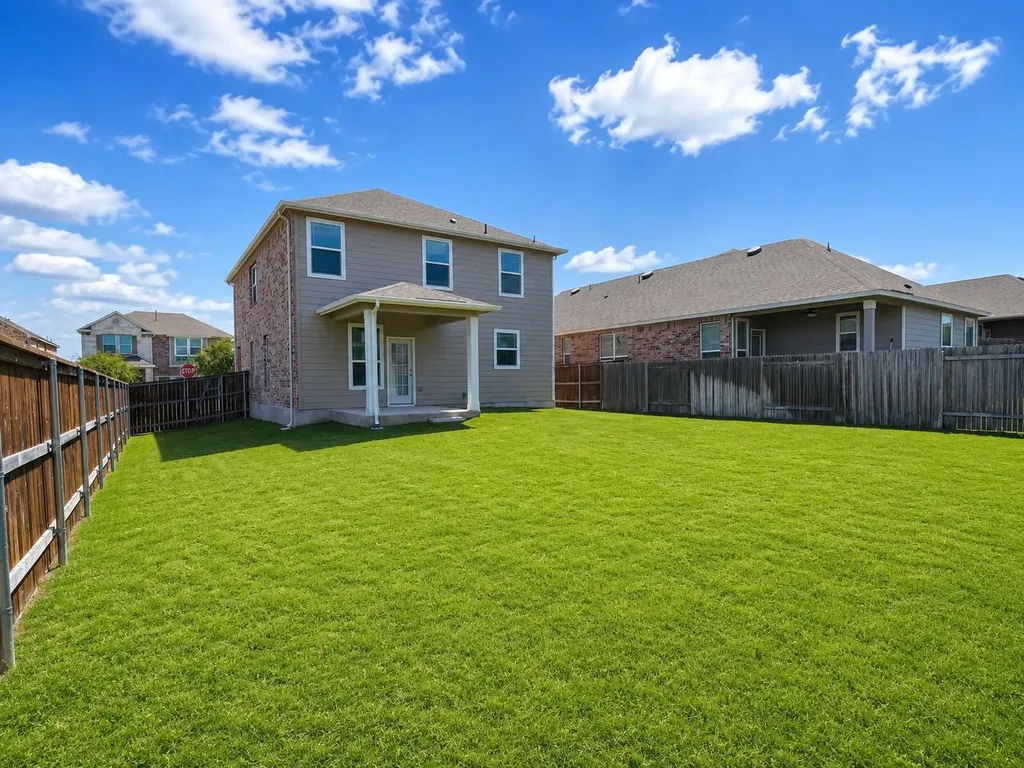 521 Lady Swiss Lane Hutto TX 78634