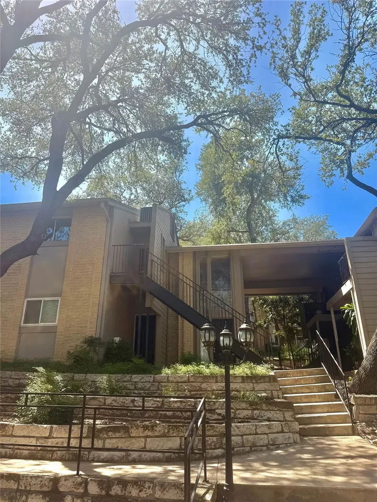 3018 S 1st Street Austin TX 78704