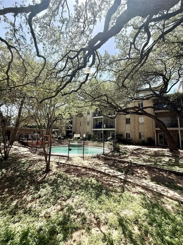 3018 S 1st Street Austin TX 78704