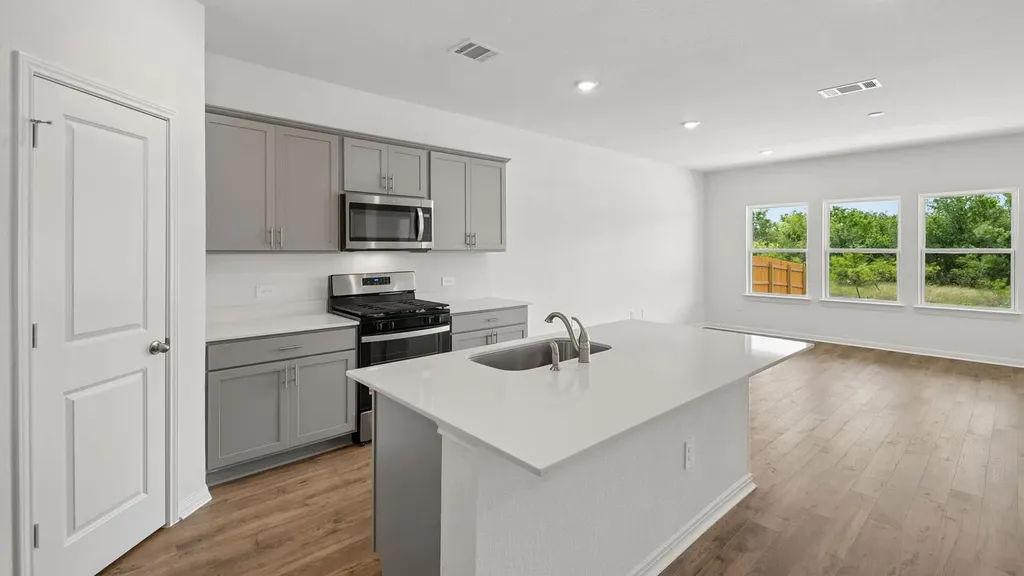 203 Mustang Lake Circle Buda TX 78610