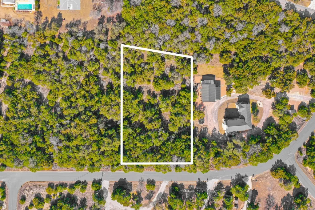 918 Debco Lane Spicewood TX 78669