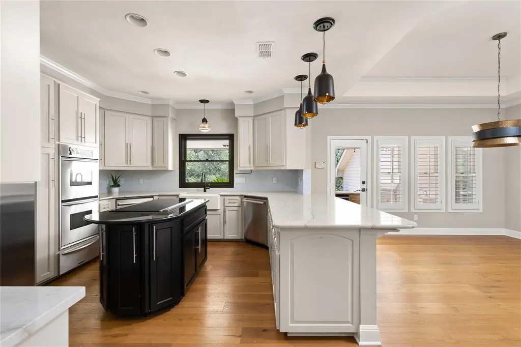 6601 Peralto Cove Austin TX 78730