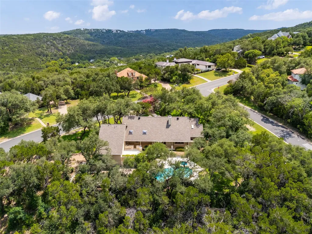 6601 Peralto Cove Austin TX 78730