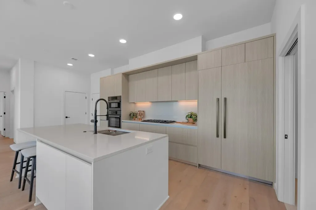 2209 S 1st Street Austin TX 78704