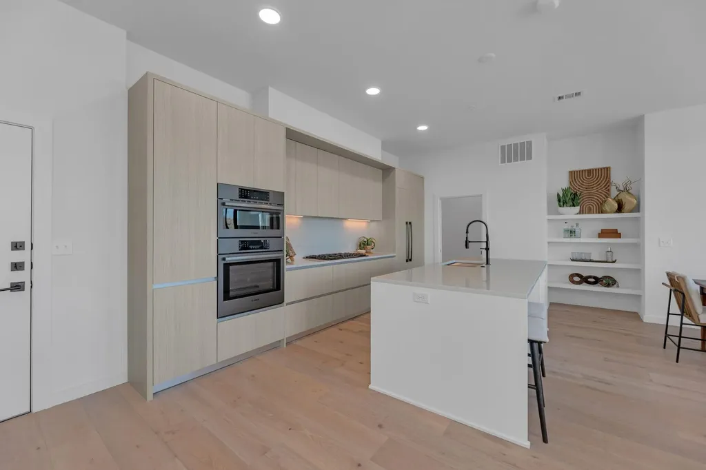 2209 S 1st Street Austin TX 78704