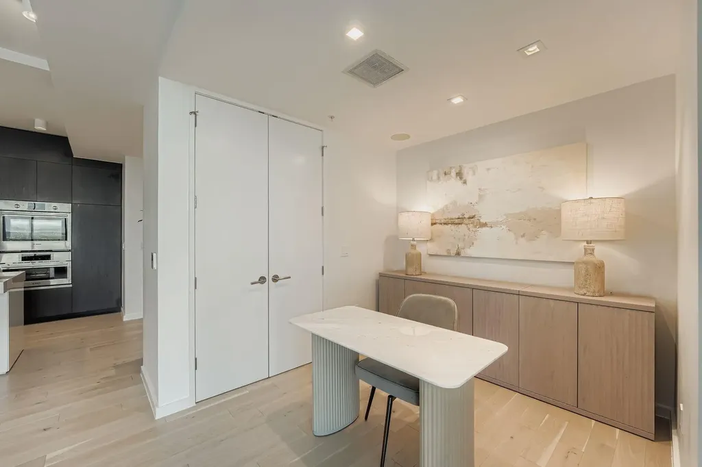 313 W 17th Street Austin TX 78701