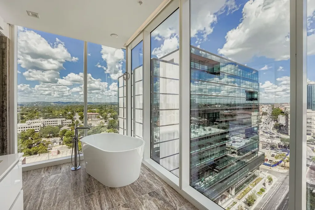 313 W 17th Street Austin TX 78701