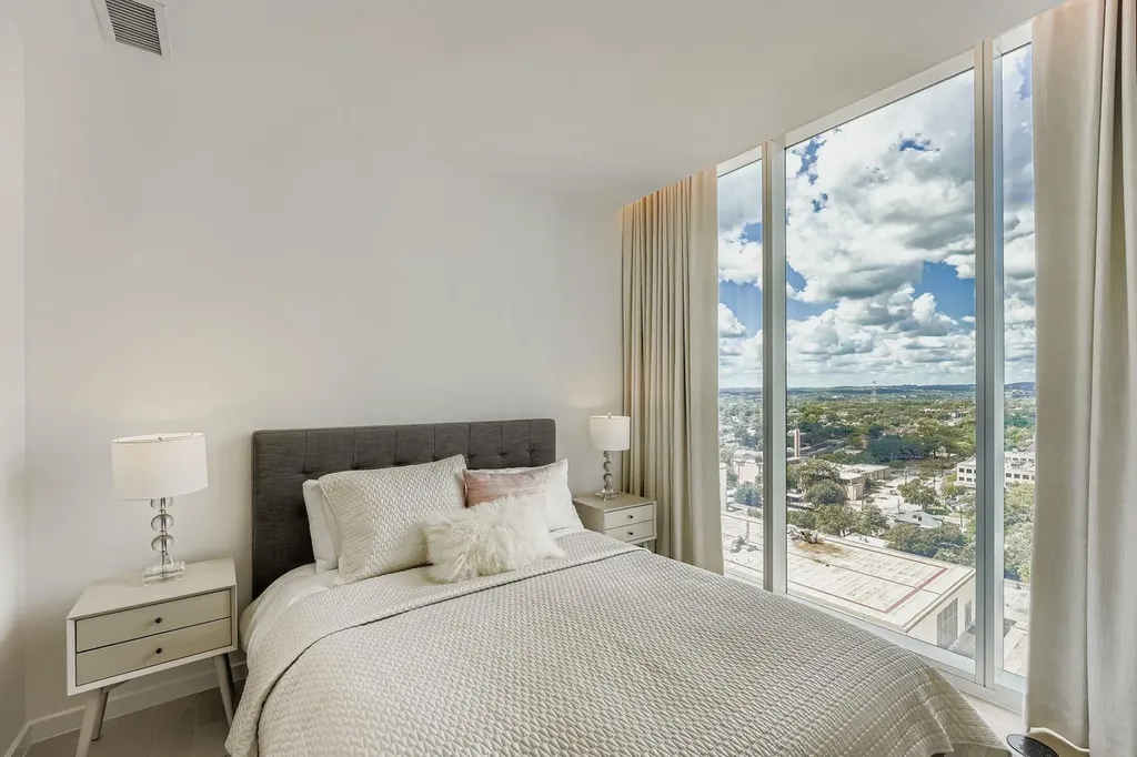 313 W 17th Street Austin TX 78701