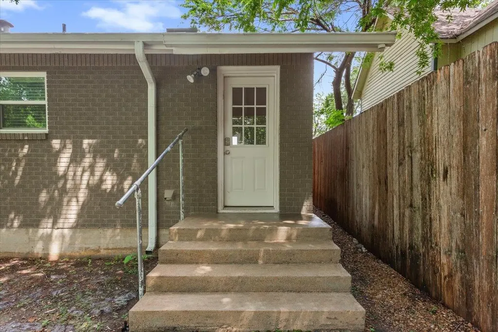 804 Ash Street Georgetown TX 78626