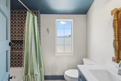 308 E Travis Street Fredericksburg TX 78624