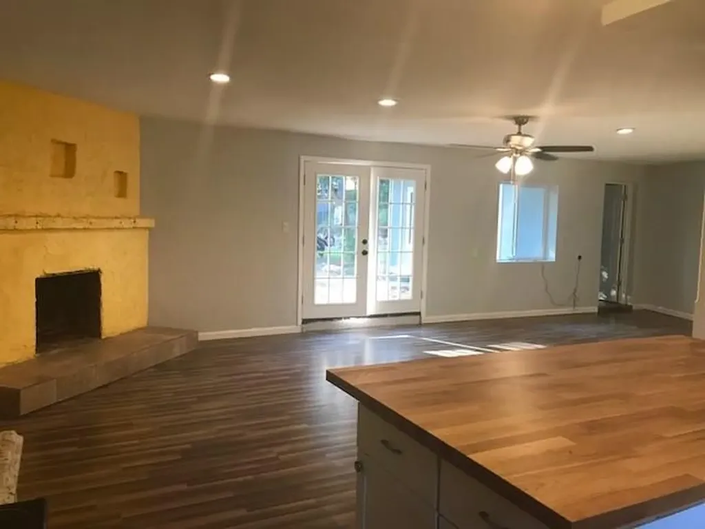 6304 Hudson Bend Road Austin TX 78734