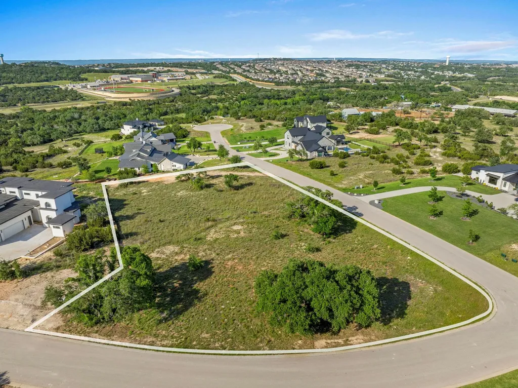 16000 Cool Breeze Cove Austin TX 78738