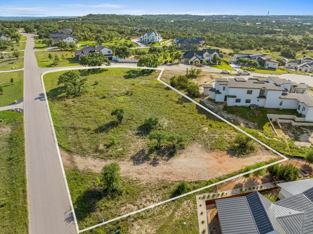 16000 Cool Breeze Cove Austin TX 78738
